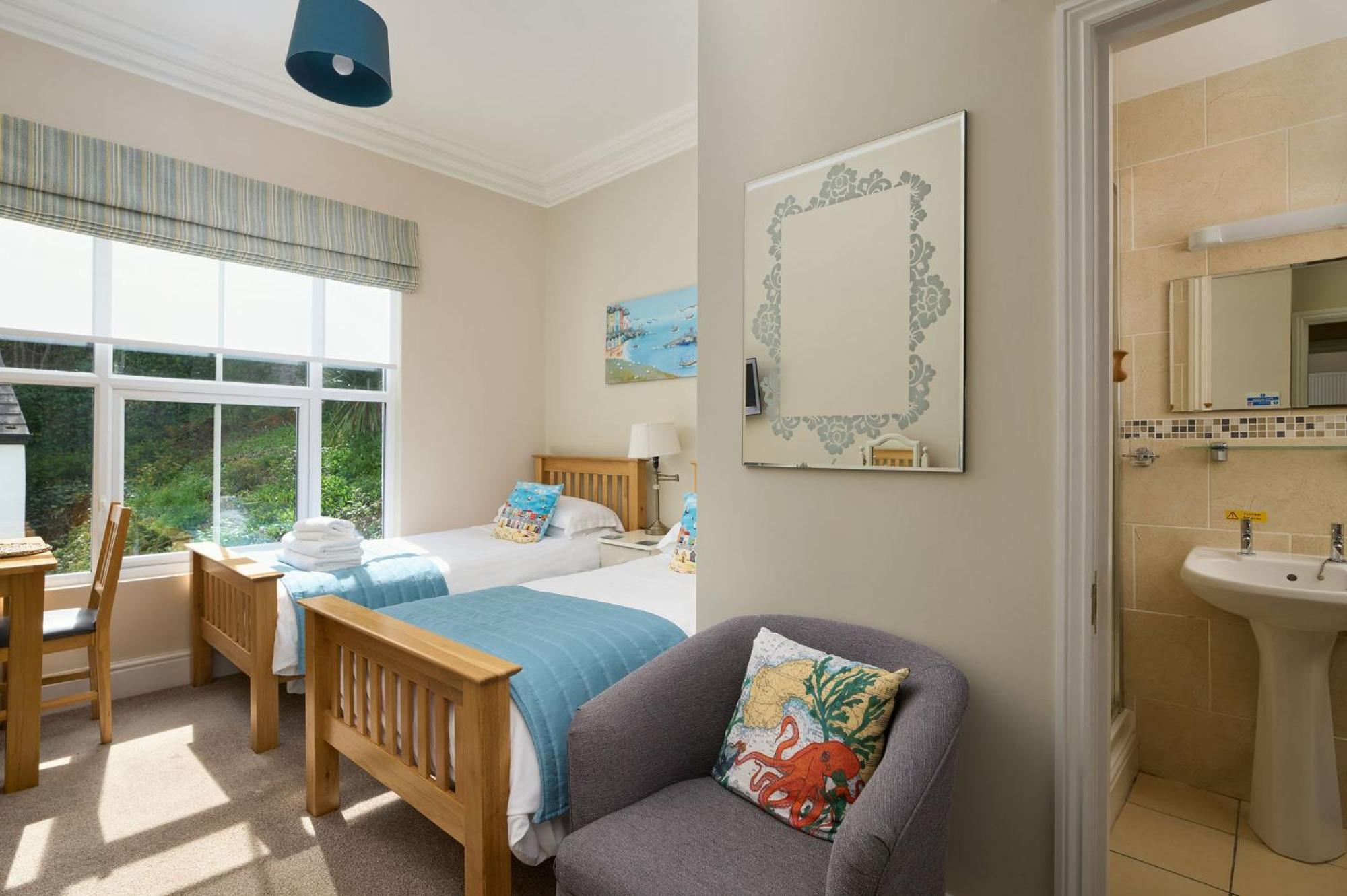 Epchris House Hotell Ilfracombe Exteriör bild
